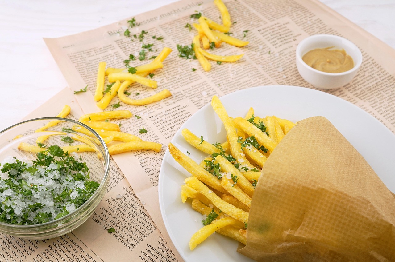 Air fryer french fries crispy golden
