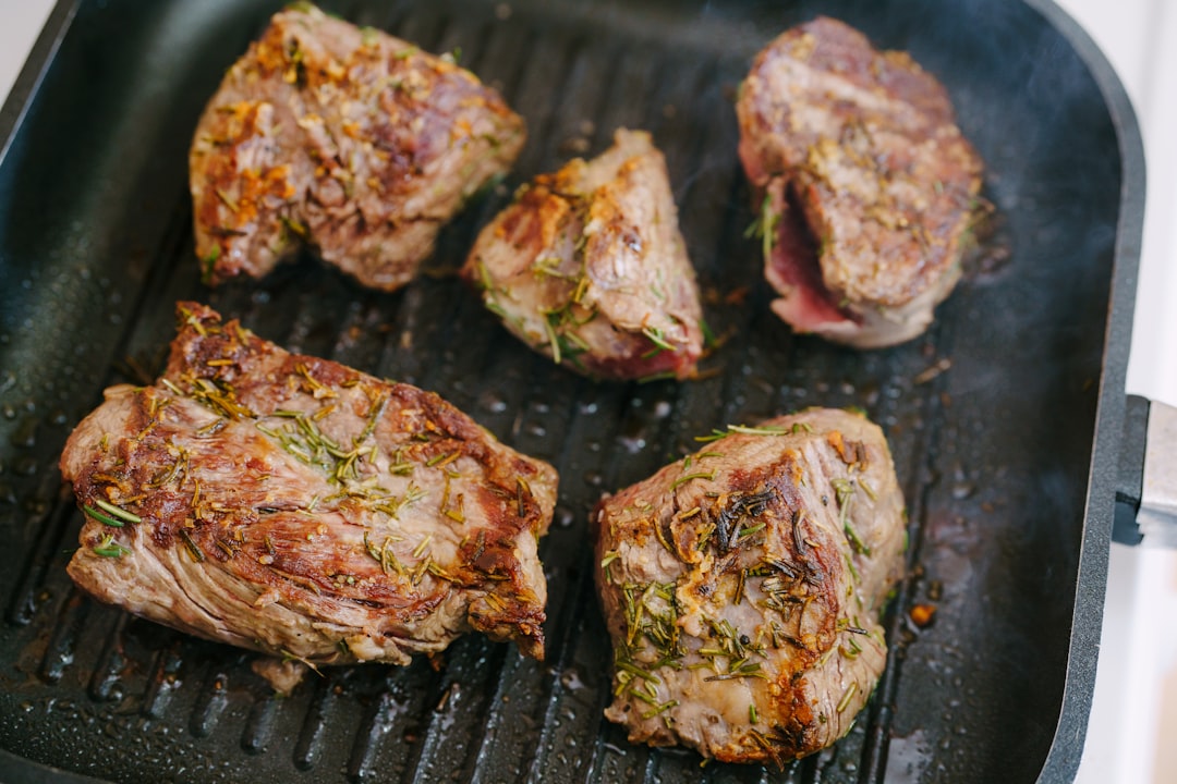 Cooking steak in cast iron pan