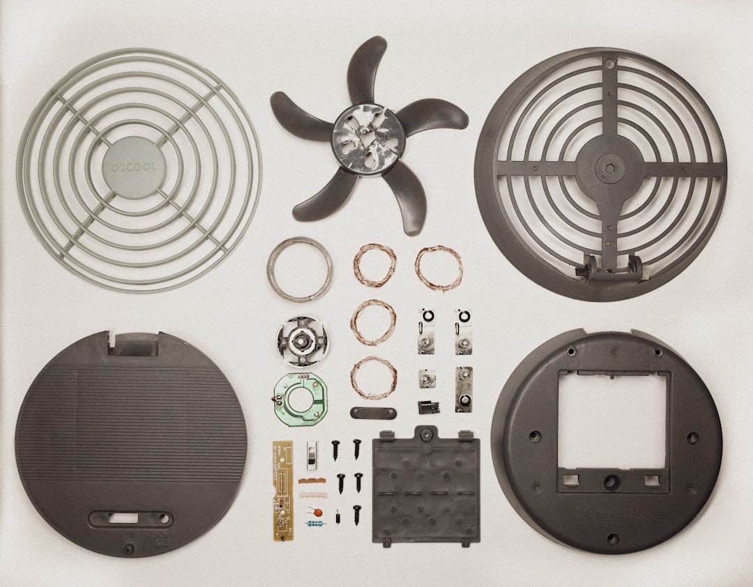 Ice cream maker parts and accessories