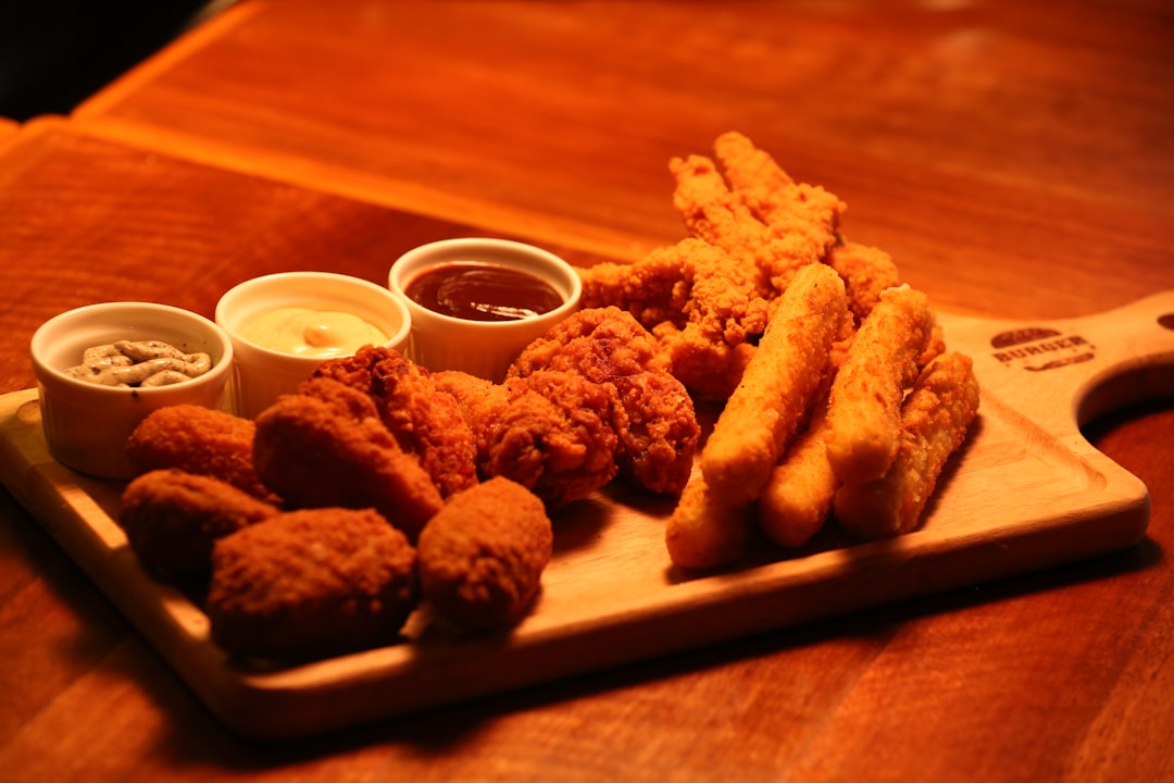 fried food appetizer plate