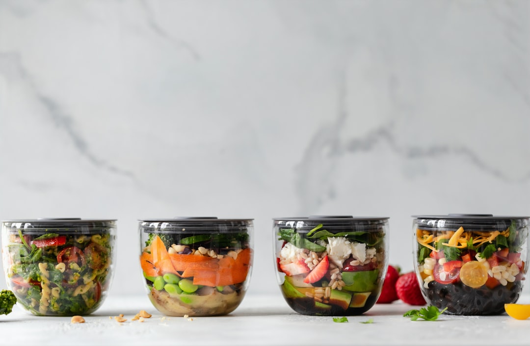 Glass food storage containers with airtight lids