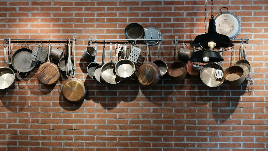 Not All Titanium Is Titanium: Sorting the Real Pans From the Shiny Labels Before Black Friday